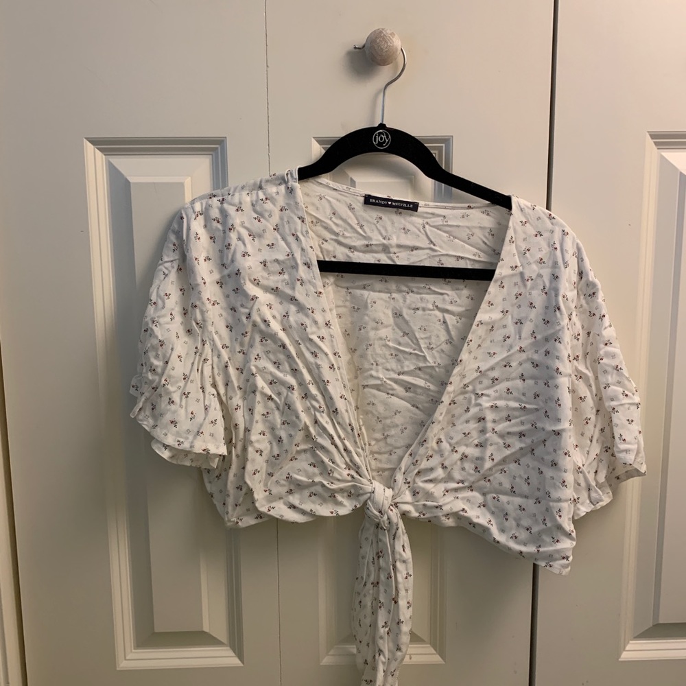Tie top
